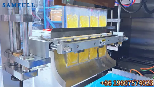 Fruit jam four sides sealing sachet production